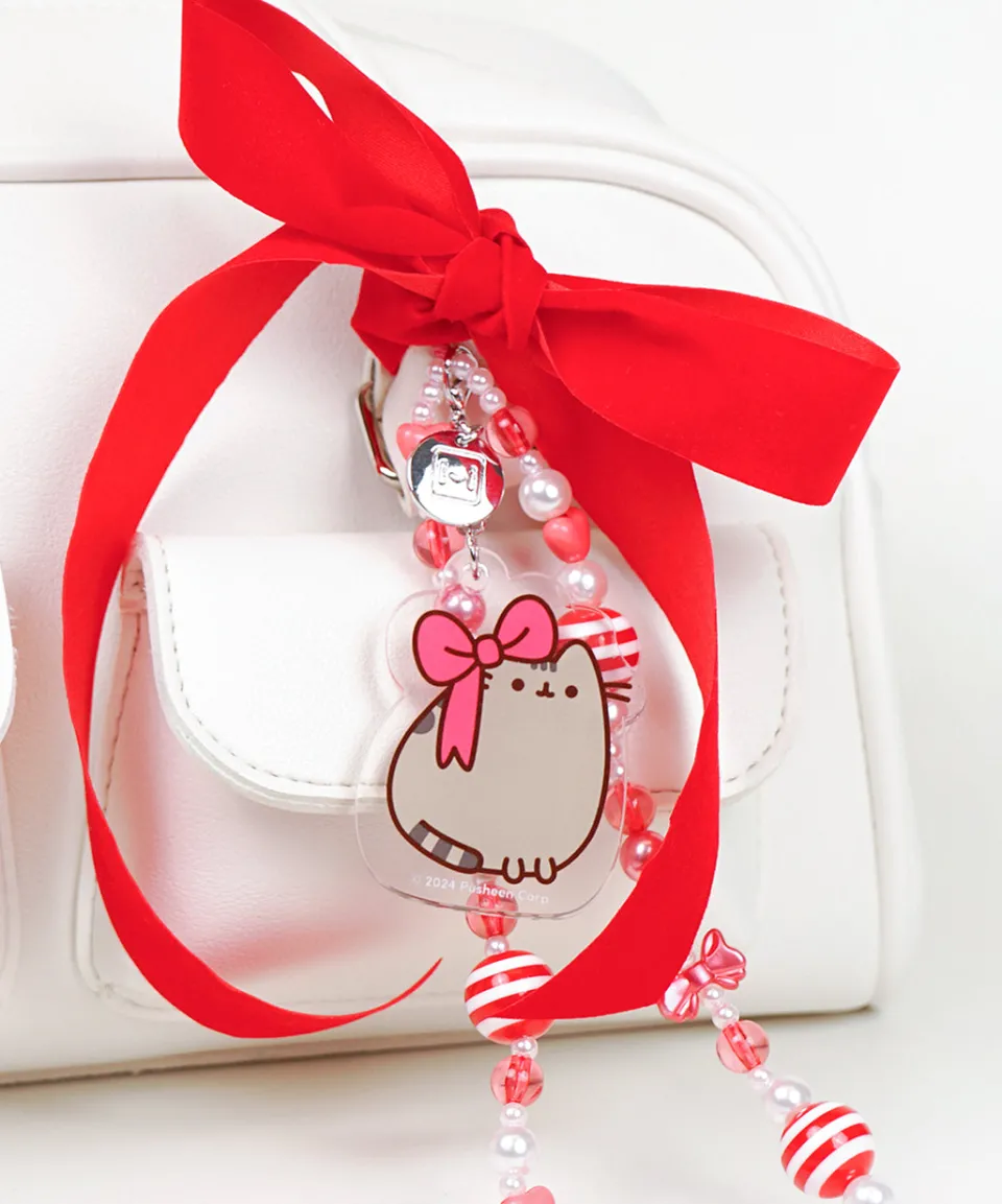 pusheen_holiday_beaded_phone_charm_4.webp New Holiday Beaded Phone Charm Office & Tech